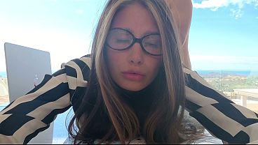 Hot Girl Sex And Cum Sucking Facial Outdoors